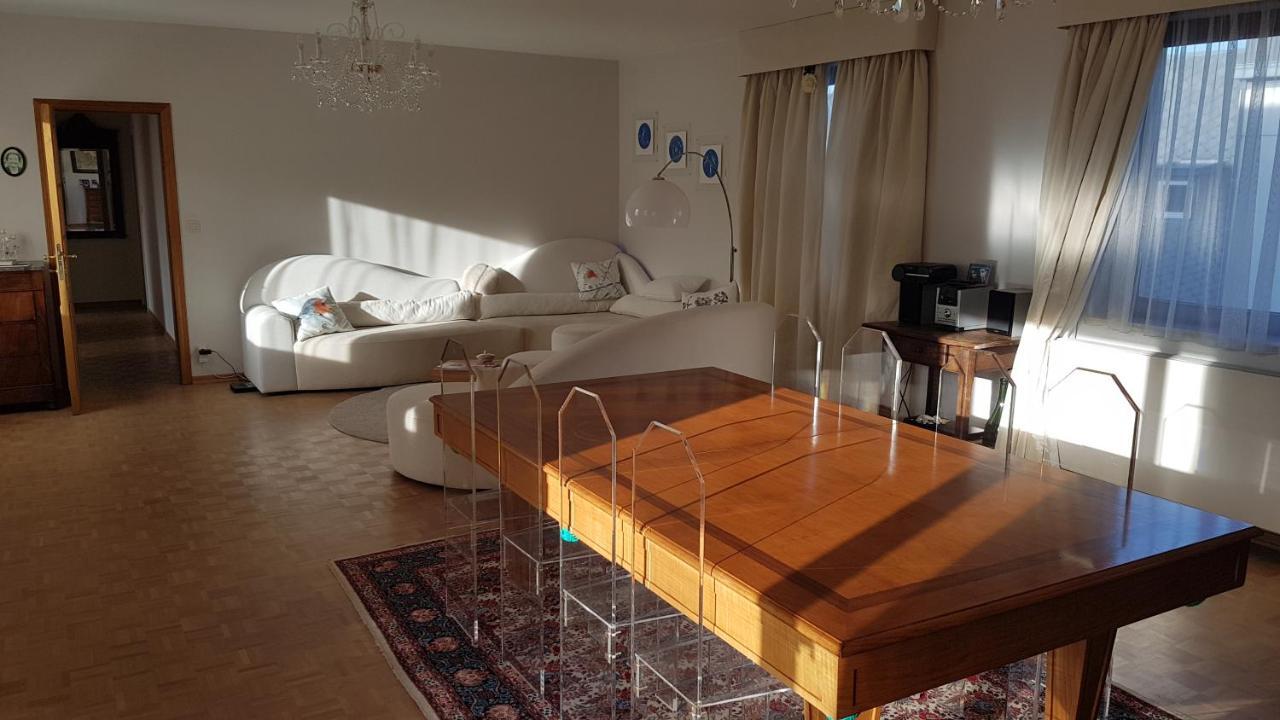 Logement Dans Le Coeur Historique De Mons Ngoại thất bức ảnh
